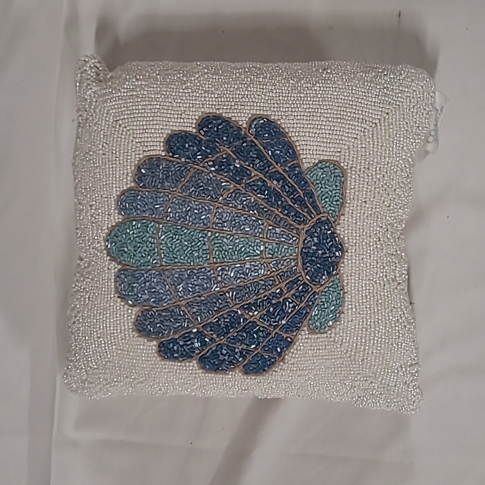 Shell pillow